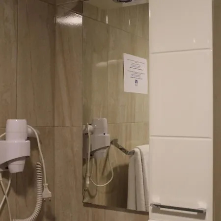 Hotel In Zlatar Ex Zlatarski Biseri